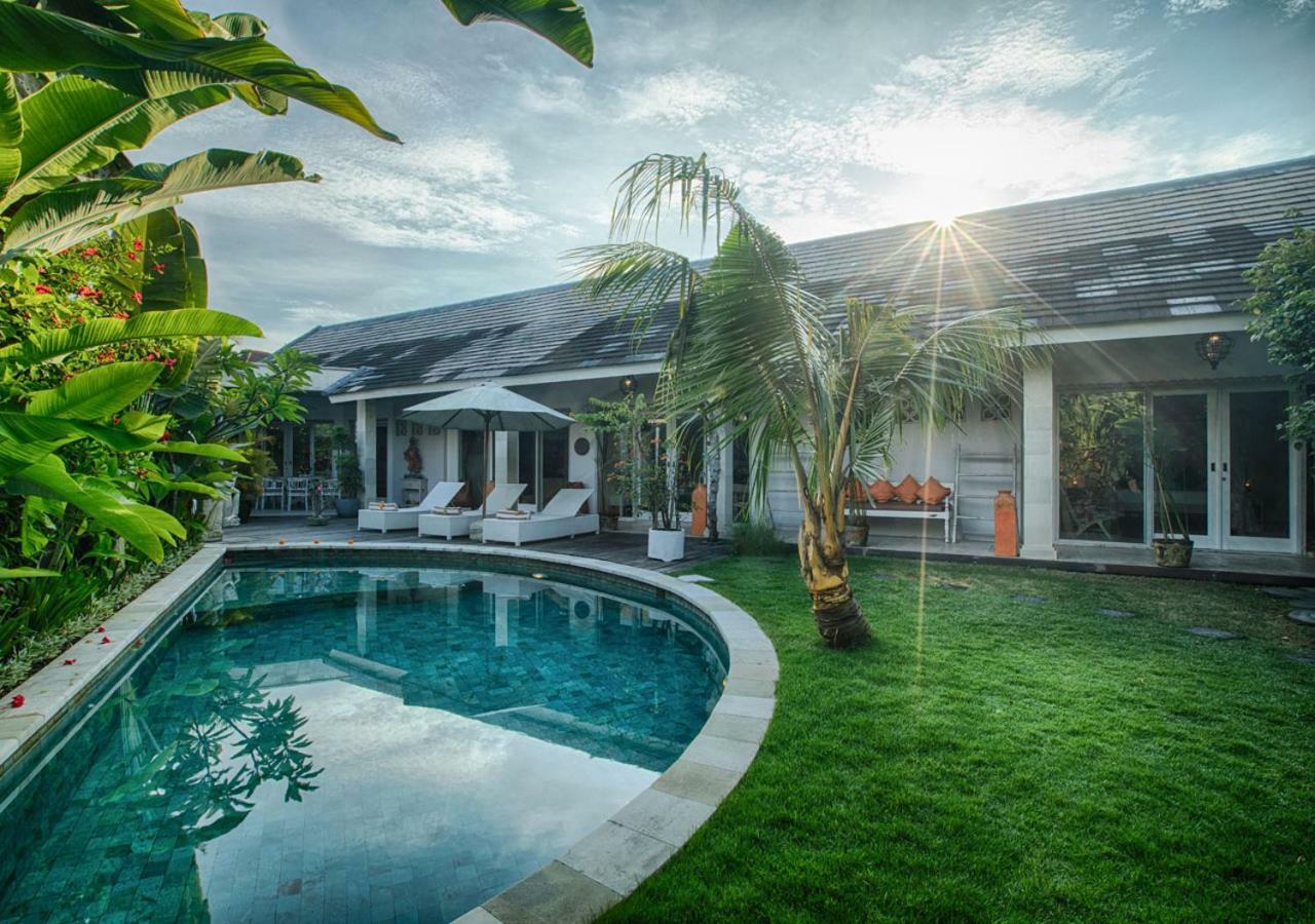 Villa Armani Seminyak  Exterior photo